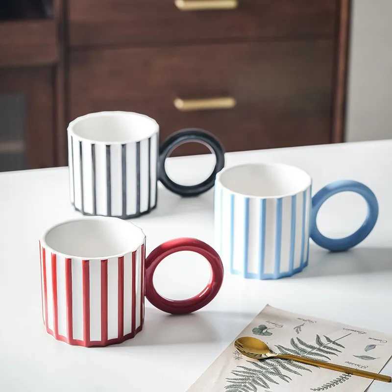 Minimalist Stripe Ceramic Coffee Mug with Large Handle Breakfast Milk Mug Exquisite Afternoon Tea Flower Tea Cup Birthday Gifts H260323