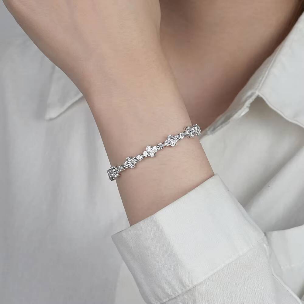 Wholesale Custom Fashion 925 Silver Lab Diamond GRA Moissanite Zircon Four-leaf Clover Tennis Sterling Bracelet
