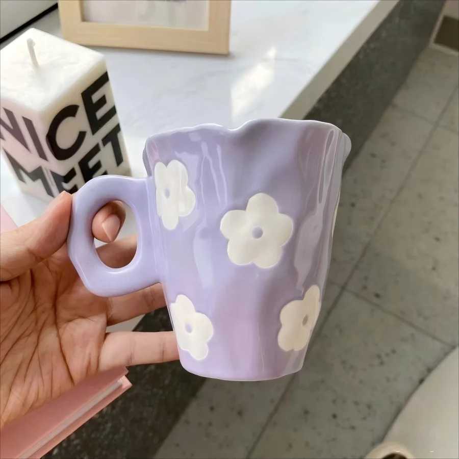 Ins style small fresh hand squeezed mug with high appearance drinking cup creative ceramic cup H260323