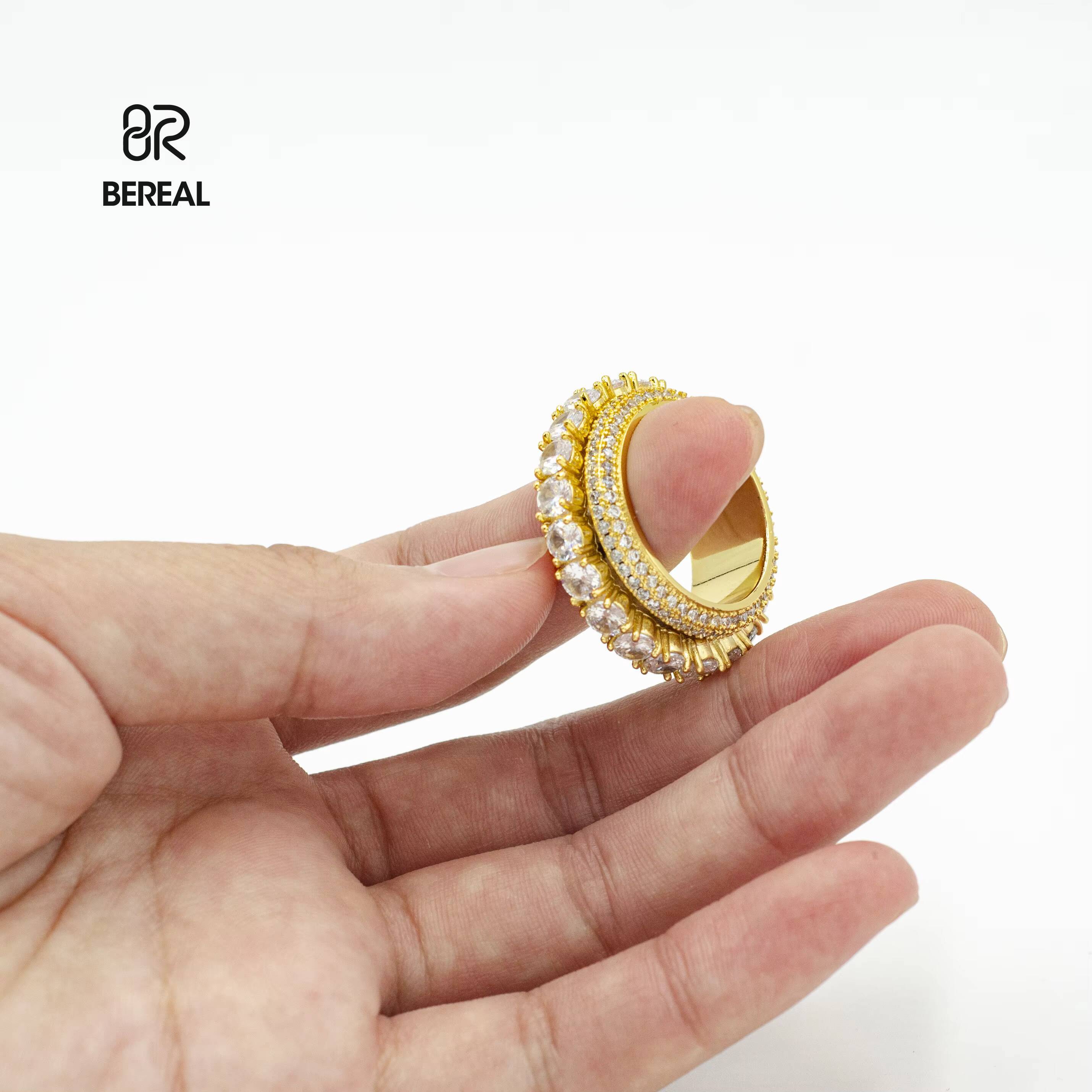 OEM Factory VVS1 IGI Certified Solitaire With 10K 14K 18K Solid Gold Lab Grown Diamond Engagement Ring