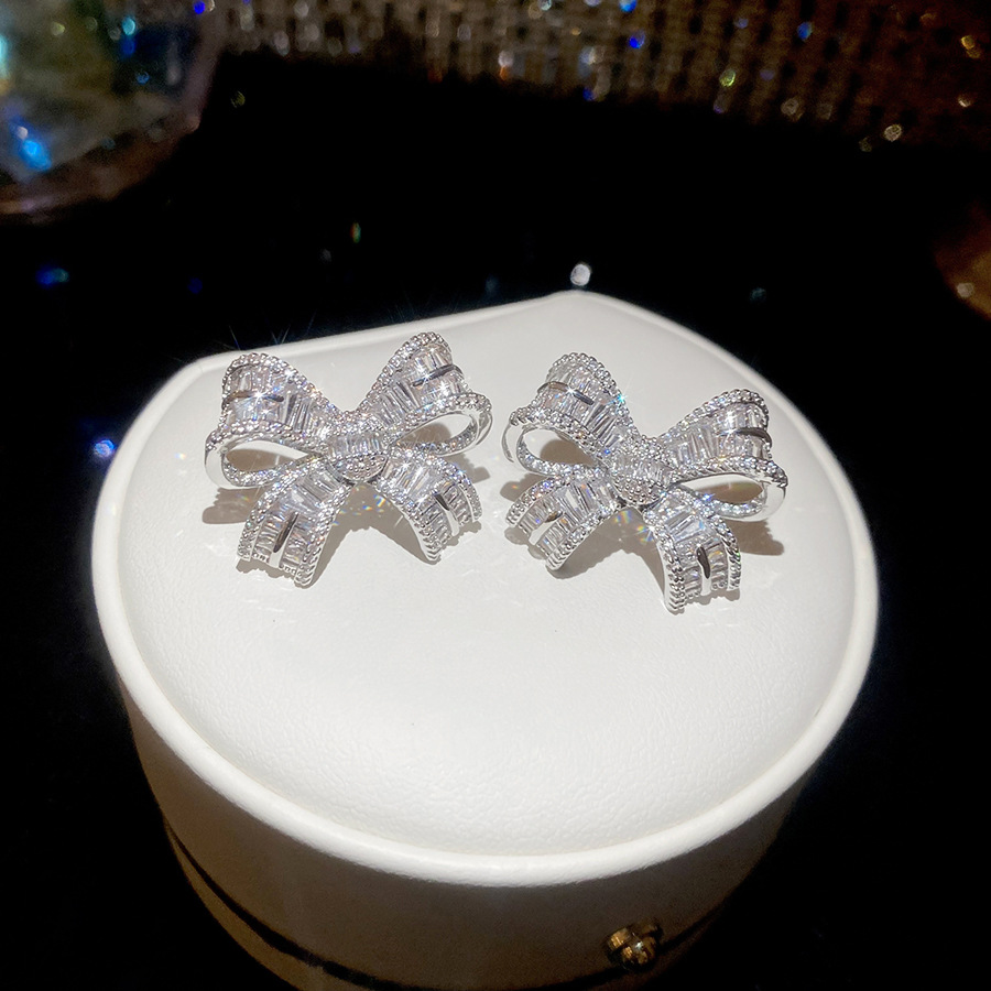 Falling Butterfly Silver Needle Zircon Bow Niche High-End Earrings, Exquisite Daily Commuting Ear Accessories for Women - view 8