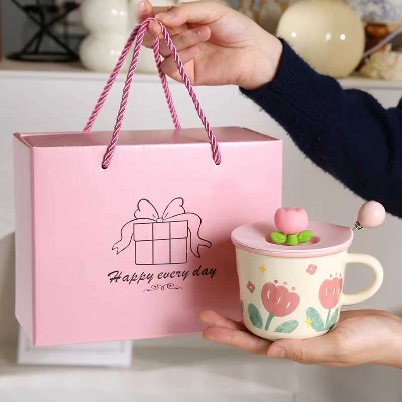Creative Coffee Mug with Tulip Flower Design Ceramic Cup for Women Aesthetic Ins Style Breakfast Cup D260323