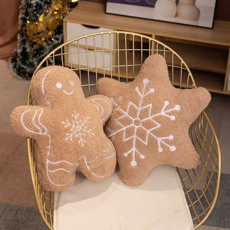 New Christmas Gingerbread Man Snowflake Snow House Cushion Decoration Sofa Living Room Bedhead Sleep Companion Gift Delivery H260323