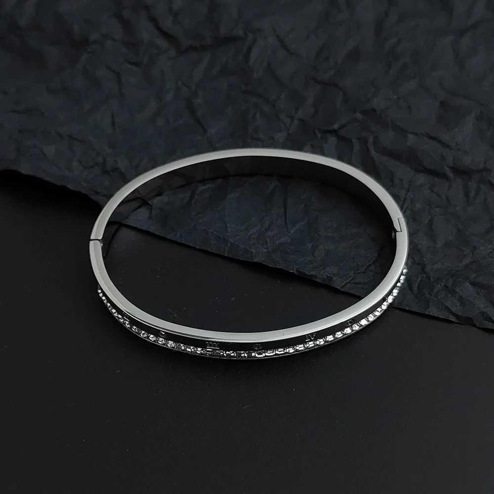 New Roman numeral zircon O-shaped buckle high quality gold-plated womens wedding party jewelry H260323 - view 5