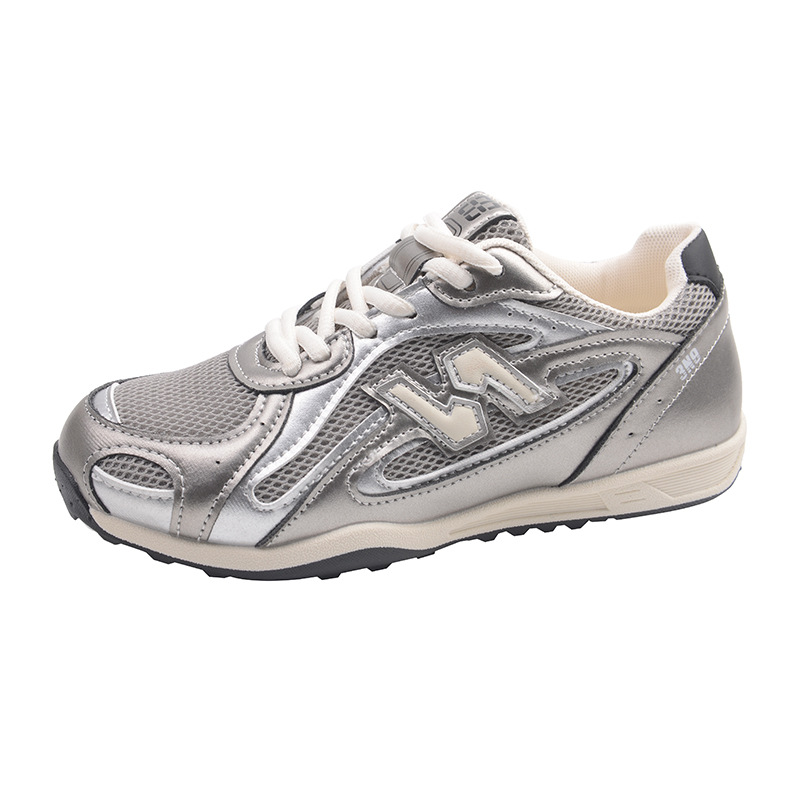 2026 New casual and fashionable versatile sports designer shoes retro breathable comfortable running sneakers for women