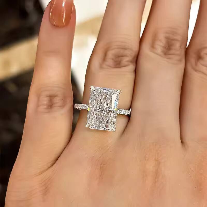 MaiYi Radiant Cut Lab Grown 1-5 Ct Diamond Ring 14K/18K Gold 4 Prong Pave IGI Certified D-G Color VVS1-VS2 Diamond Rings