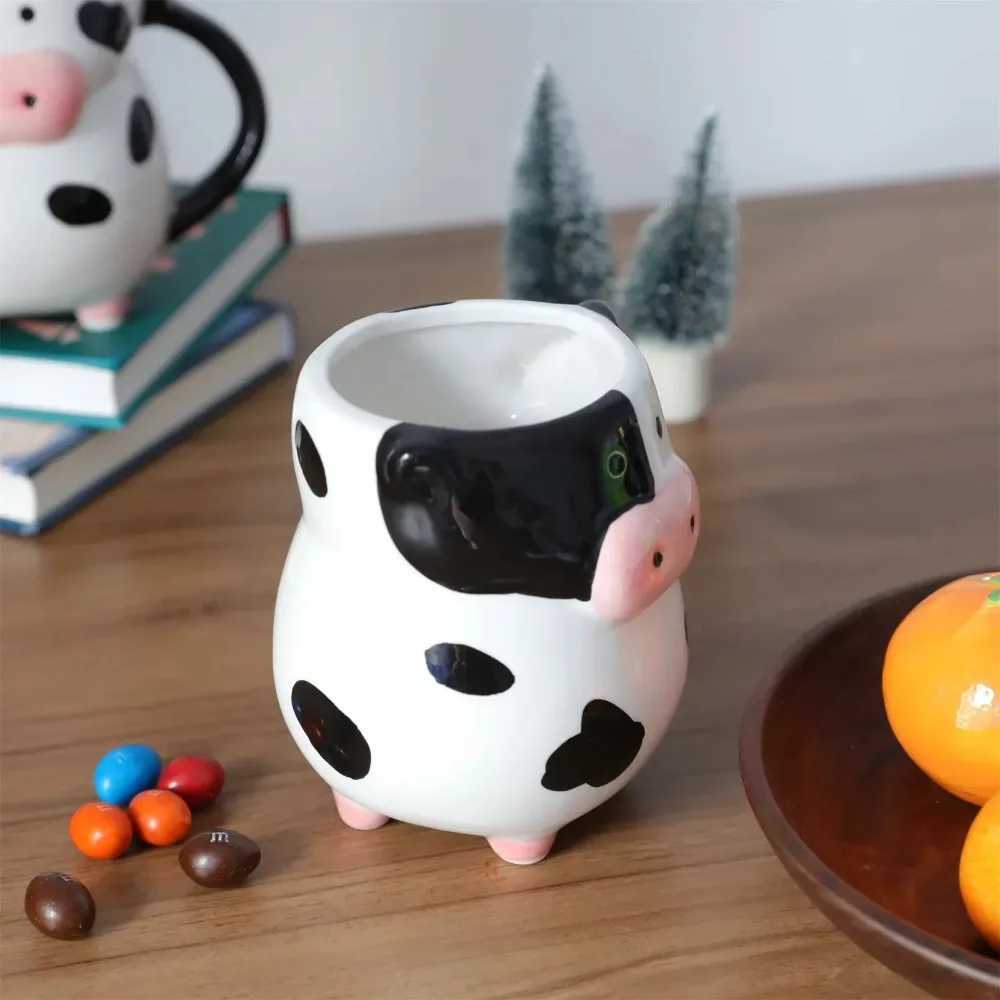 Cartoon Cow Ceramic Mug for Home Baking Dessert Cute Coffee Cup Creative Milk Mugs Breakfast Cup Juice Cup Kids Christmas Gift D260323