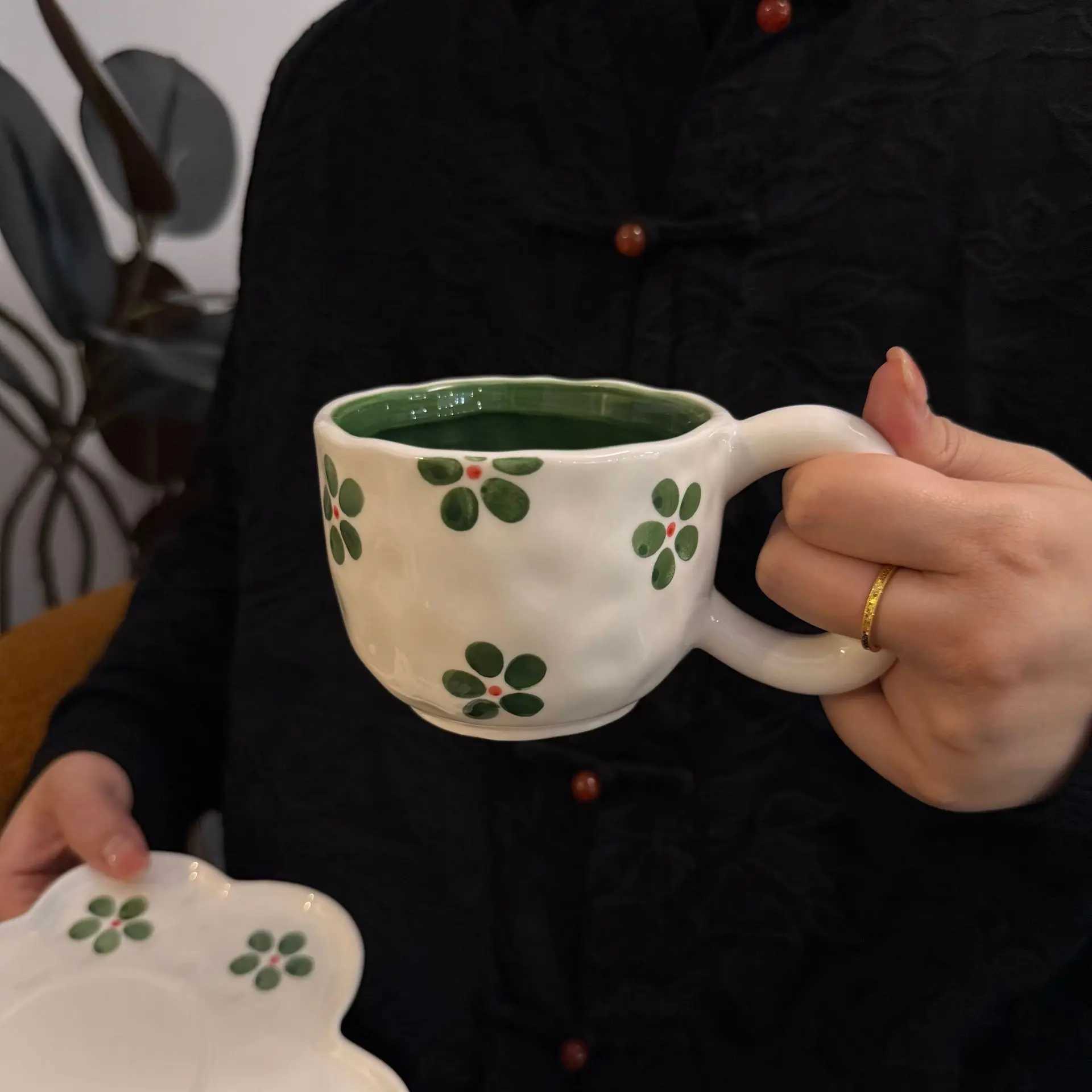 Hand drawn handmade ceramic cups and plates underglaze color irregular coffee cups H260323