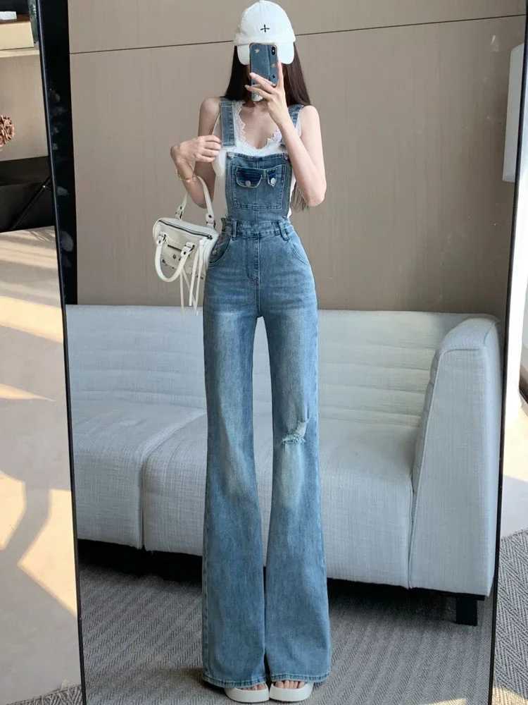 Retro ripped denim cowboy overalls women in summer slimming design versatile commuting casual and fashionable pants M260323