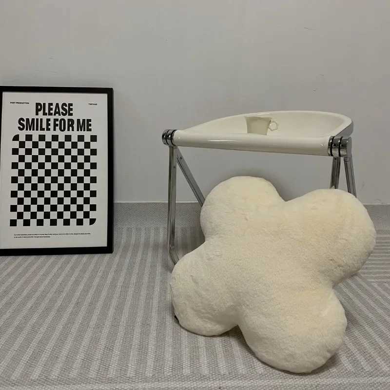 Creative Art Plush Toy Doll Art Flower Throw Pillow Office Student Seat Pillow Bay Window Floor Cushion H260323