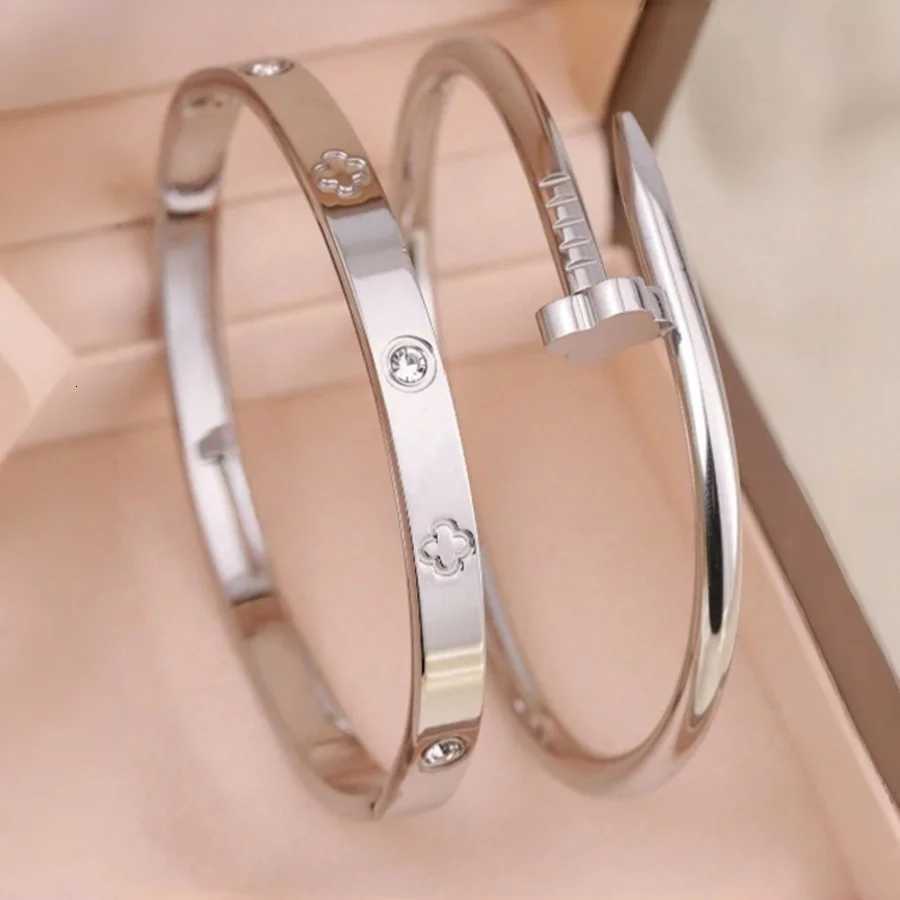 Versatile and Fashionable StainlESS Steel and Suitable for Womens Daily Wear and Holiday Gifts H260323 - view 5