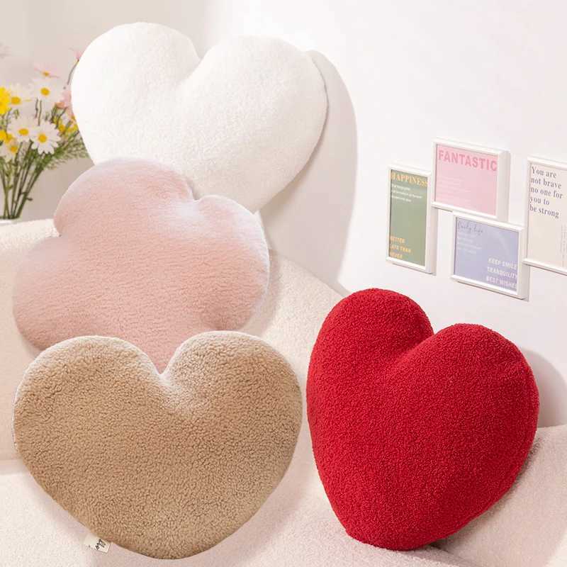 INS Plush Hear Throw Pillow Cute Clover Soft Doll Home Sofa Decoration Pillow Cushion Kids Toys Birthday Gift H260323