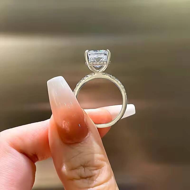 MaiYi Radiant Cut Lab Grown 1-5 Ct Diamond Ring 14K/18K Gold 4 Prong Pave IGI Certified D-G Color VVS1-VS2 Diamond Rings