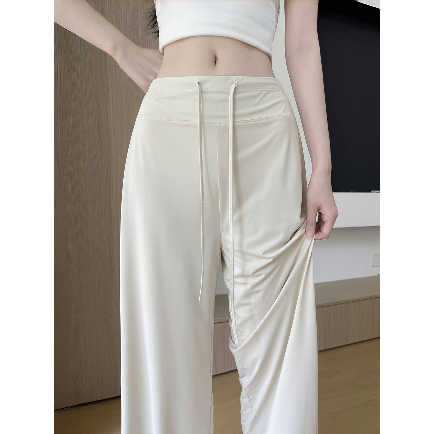 Ice Silk Sunscreen Wide-leg Pants For Women Summer Thin Designer Pants High-waisted Slimming Loose Drapey Petite Cool Quick-dry Sports Pants