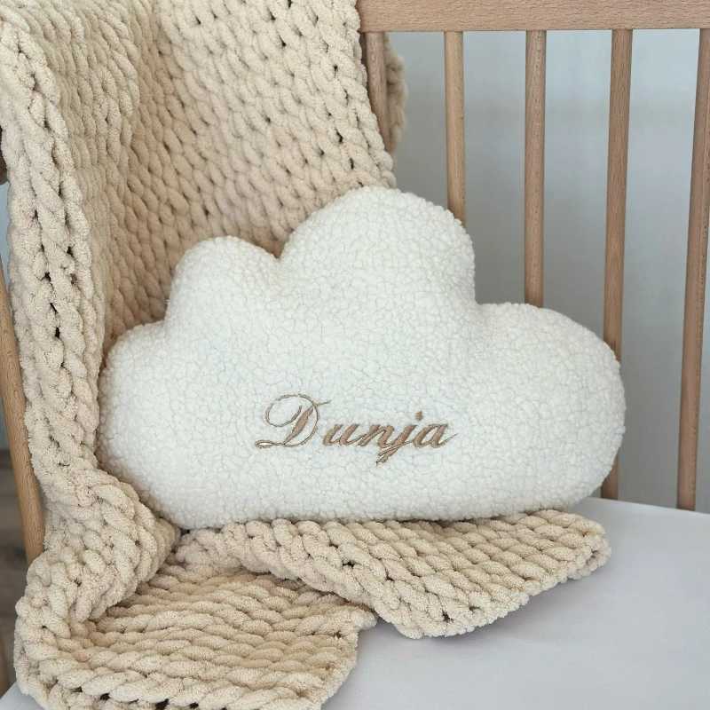 Personalized Name Baby Pillows Cloud Shape Lambswool Newborn Bedding Throw Pillows Home Sofa Room Decorative Cushion H260323