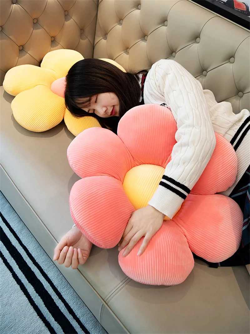 Stuffed Six Petal Flower Cushion Girly Room Decor SunflowerSetting for Kids Bedroom Seat Pillow Bay Window Pink Flower H260323