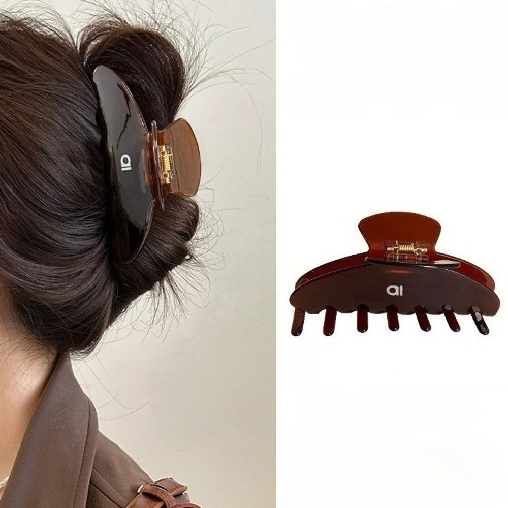 Hair Clips Barrettes Hot Selling Designer American Acetate Shark Sports Style Letter Hair Clip Daily Versatile Headdress High Quality AA