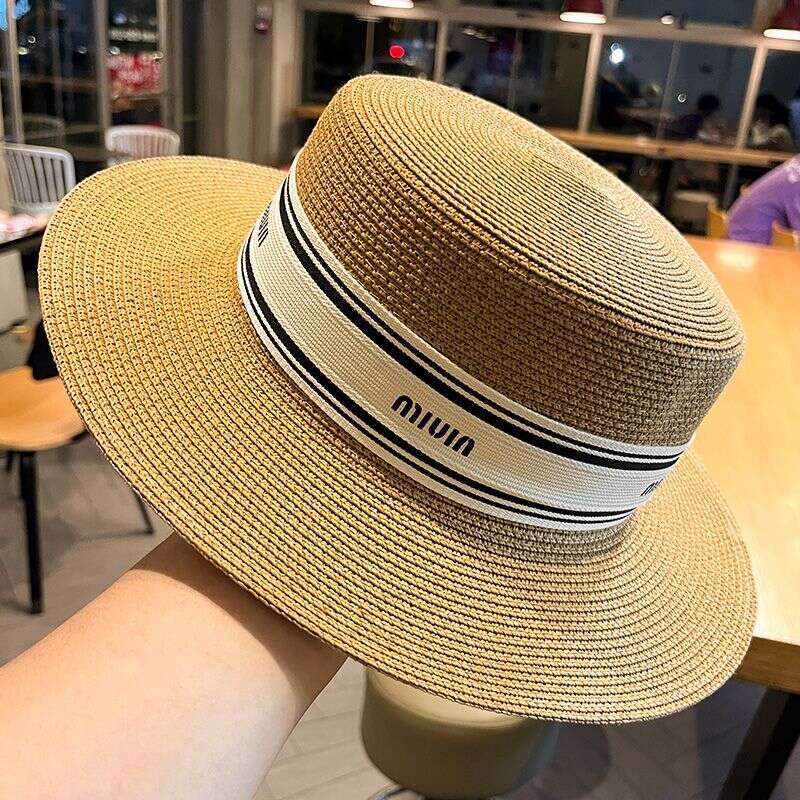 French Style Socialite Flat Top For Women 2026 New Fashion Sun Protection Beach Vacation Straw Hat