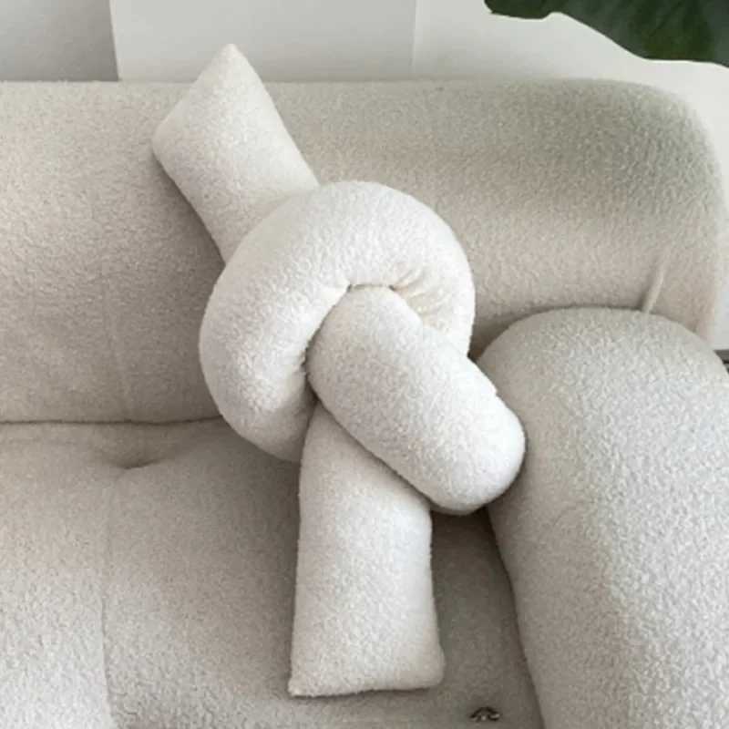 1PC Nordic Wool Roll Oil Painting Board Plush Pillow Sofa Ball Soft Cushion Throw Couch Home Decor Bedroom Drop Toy Elastic Gift H260323