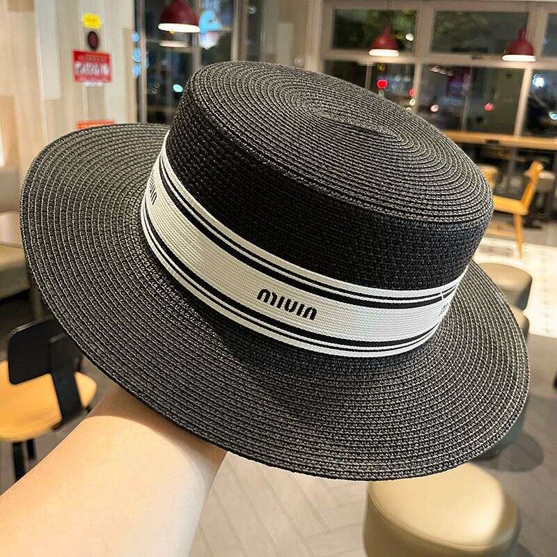 French Style Socialite Flat Top For Women 2026 New Fashion Sun Protection Beach Vacation Straw Hat