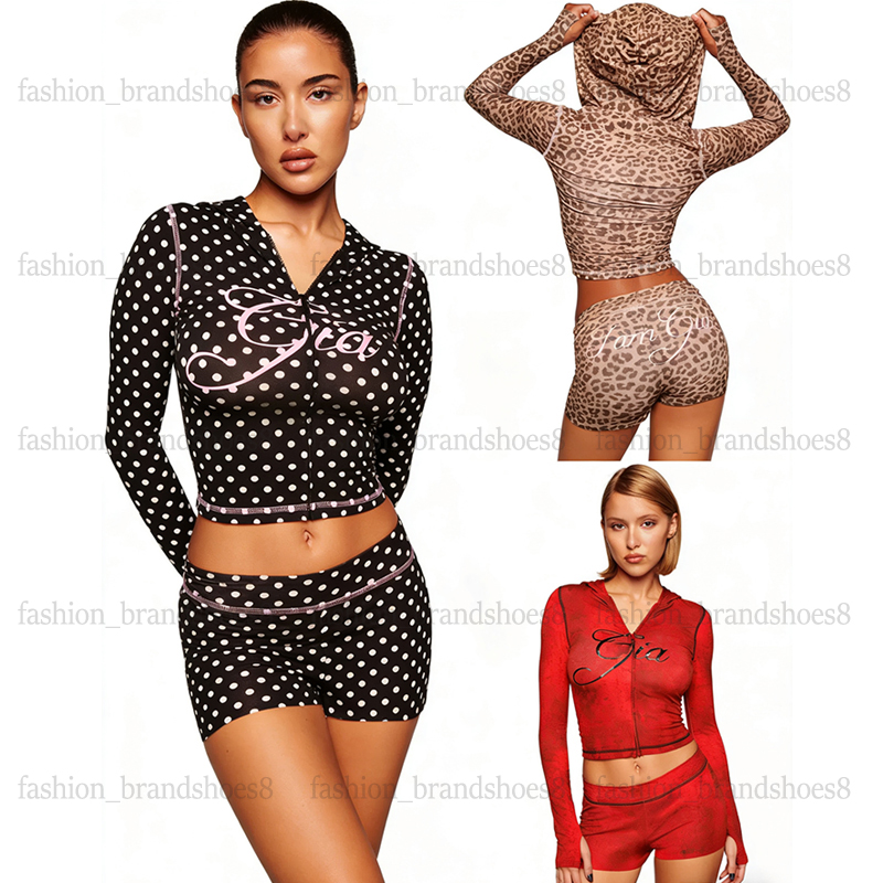 2 Piece Gym Set Women I Am Gia Sets Yoga Tracksuits Polka Dot Imagia Sports Workout Hoodie Jacket Shorts Zip Up Long Sleeve Tops Shaping Waist Fitness Clothing