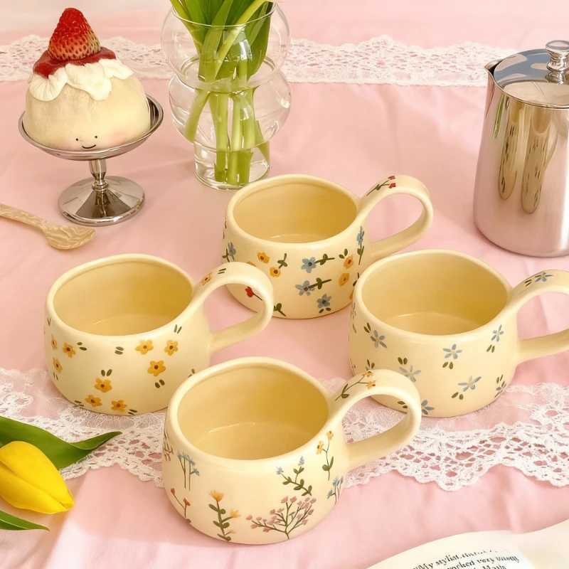 Cream yellow Ceramic Mug Korean Style Cute Flower Pattern Coffee Cup Hand Pinched Irregular Mug Breakfast Milk Tea Cups Watercup H260323