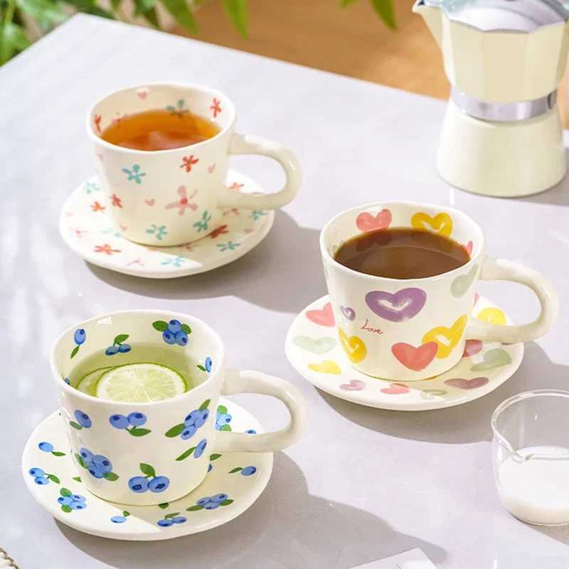 Hand Pinched Ceramic Mugs and Saucers Coffee Cup Cute Hand Painted Floral Blueberry Love Milk Tea Cups Breakfast Drinkware Mugs H260323