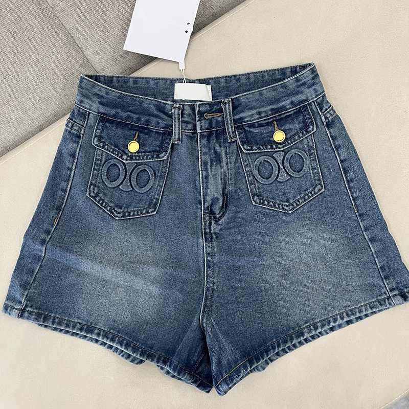 Luxury Women Mini Jeans Shorts Designer Embossed Pocket Denim Shorts Summer Vacation Beach Versatile Hot Pants
