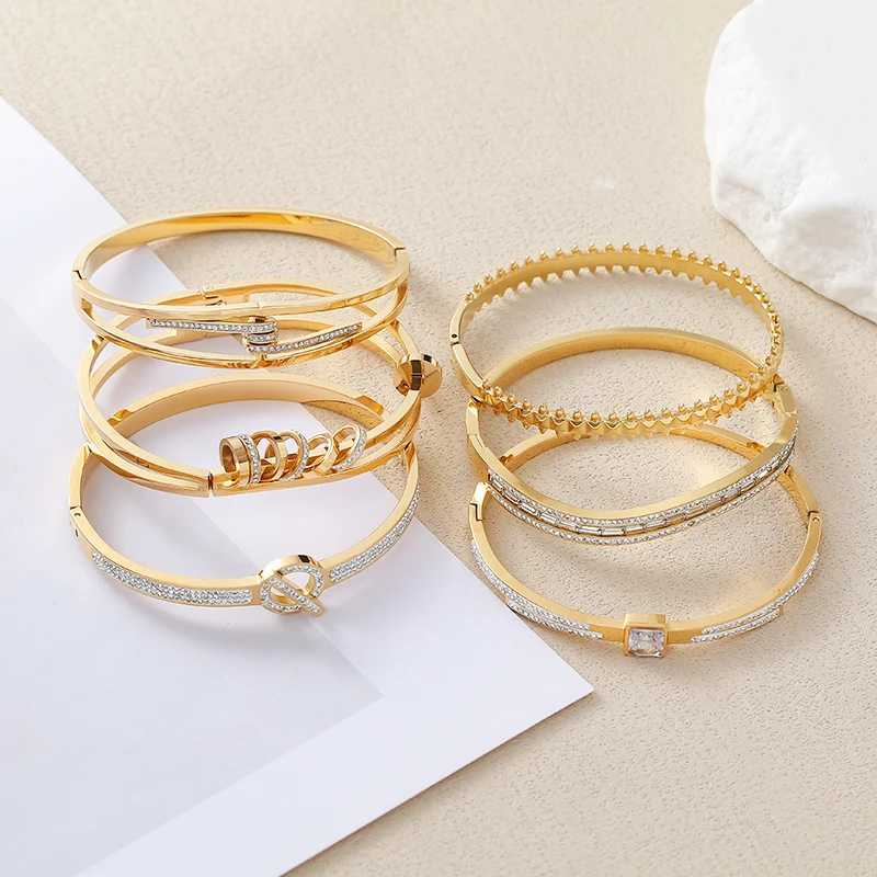 Elegant and luxurious style with irregular geometric patterns stainless steel with versatile rhinestones for women H260323