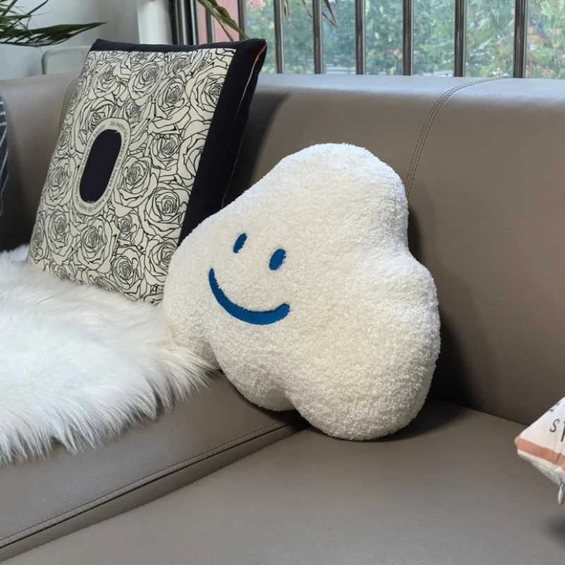 Ins Wind Cute Cloud Pillow Super Soft Cushion Smiling Face Dormitory Decoration Nap Sleeping Doll Female Birthday Gift H260323