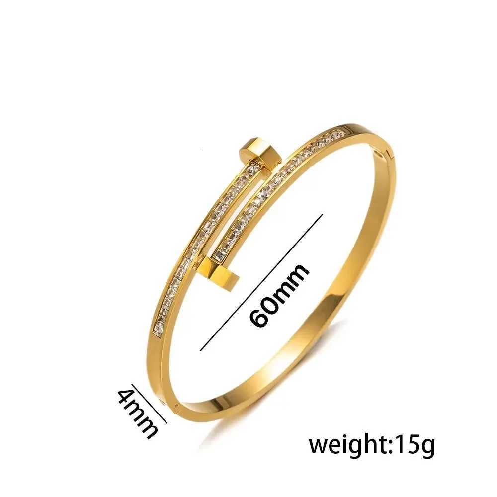 Classic Stainless Steel Punk Style Hollow Geometric Charm for Women Metal Rust-proof Wrist Jewelry Gift Party H260323 - view 6