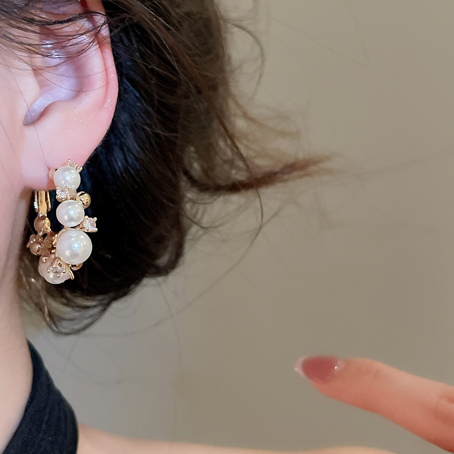 French-style zircon flower pearl earrings, bracelet, necklace, exquisite and elegant niche jewelry set, light luxury accessories - view 4