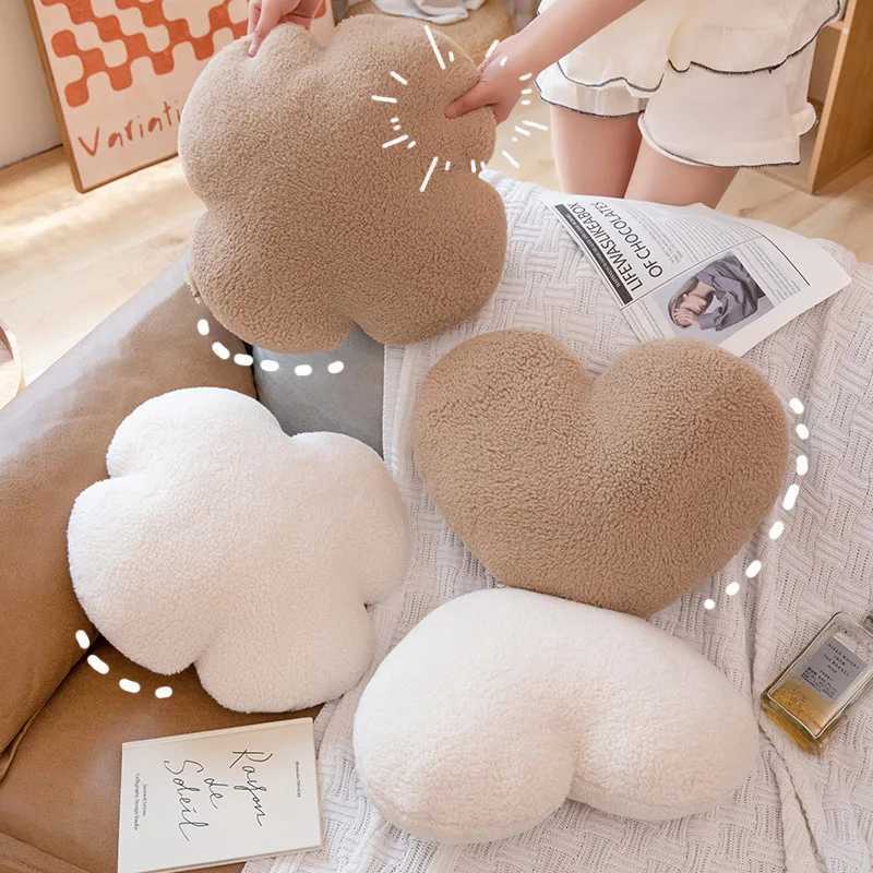 Custom Baby Name French Style Baby Pillow Infant Toddler Heart Shape Sleep Pillow Kids Cute Cushion Baby Room Decor H260323