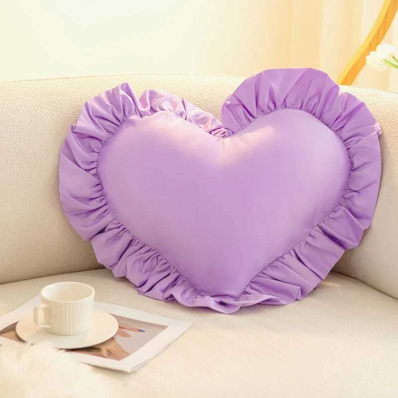 New Ruffled Love Pillowcase Heart-shaped Sofa Bed Waist Cushion Cover Cute Home Kidss Room Wedding Valentines Day Decoration H260323