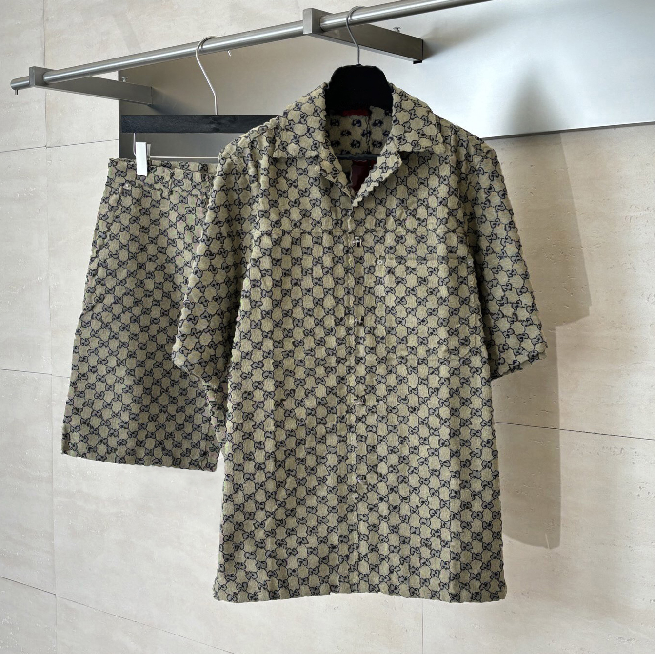 High quality designer men's shirt, fashionable jacquard letter shirt, men's casual shirts, summer single breasted short sleeved shirt