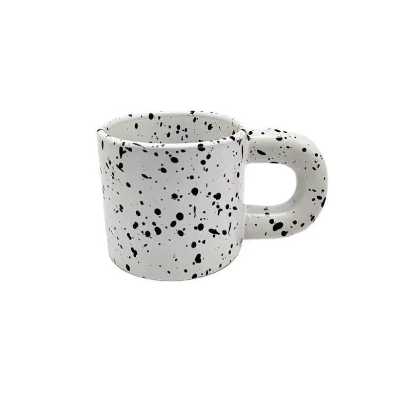 330ml Creative Nordic Ceramic Cup Home Breakfast Milk Oat Cups Splash Ink Wave Dot Mug Irregular Spotted Desig Thick Handle Mugs H260323