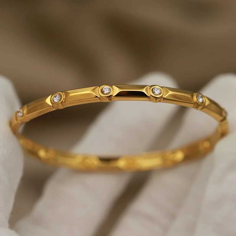 316L Classic Stainless Steel Metal Crystal Geometric Bangles for Women Elegant Simple Bangle Wrist Jewelry H260323 - view 3