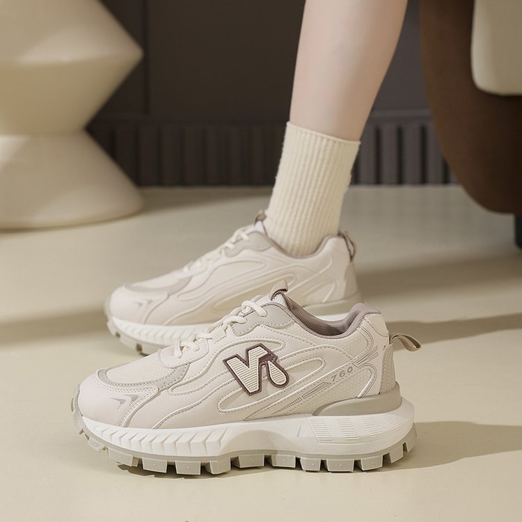 2026 Hot casual and fashionable versatile sports designer shoes anti slip breathable comfortable student running sneakers for women