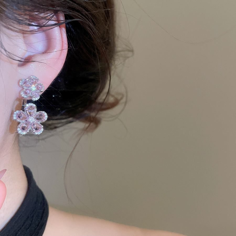 Silver Needle Super Fairy Zircon Flower Sweet Exquisite Elegant Earrings Light Luxury High-End Women's Ear Accessories - view 3