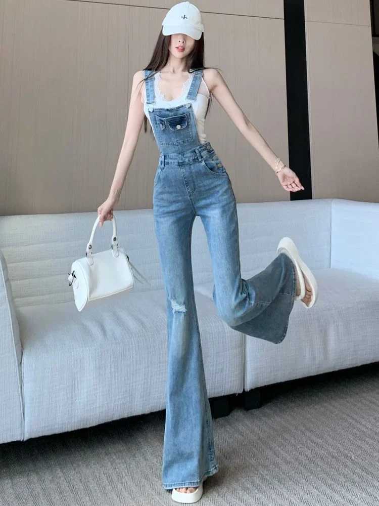 Retro ripped denim cowboy overalls women in summer slimming design versatile commuting casual and fashionable pants M260323