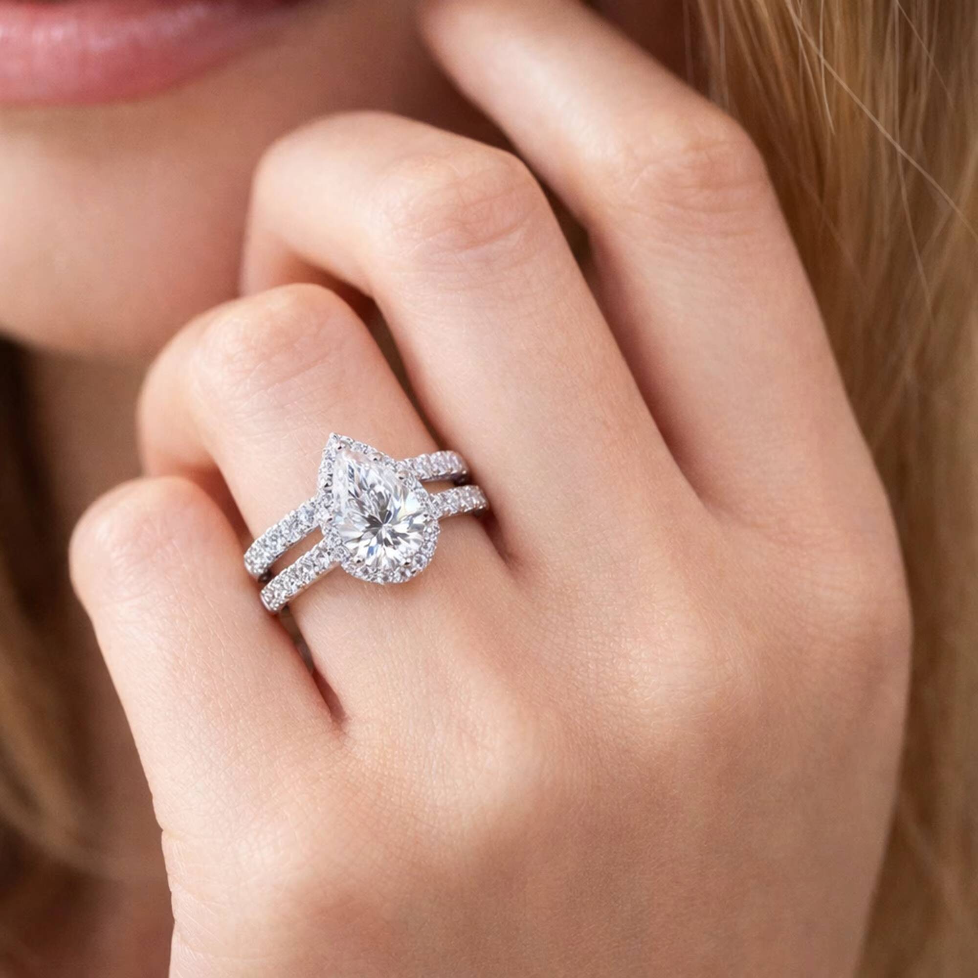 IGI Certified 1ct Pear Shape Lab Grown Diamond Ring Jewelry Set for Women 14K Solid Gold India