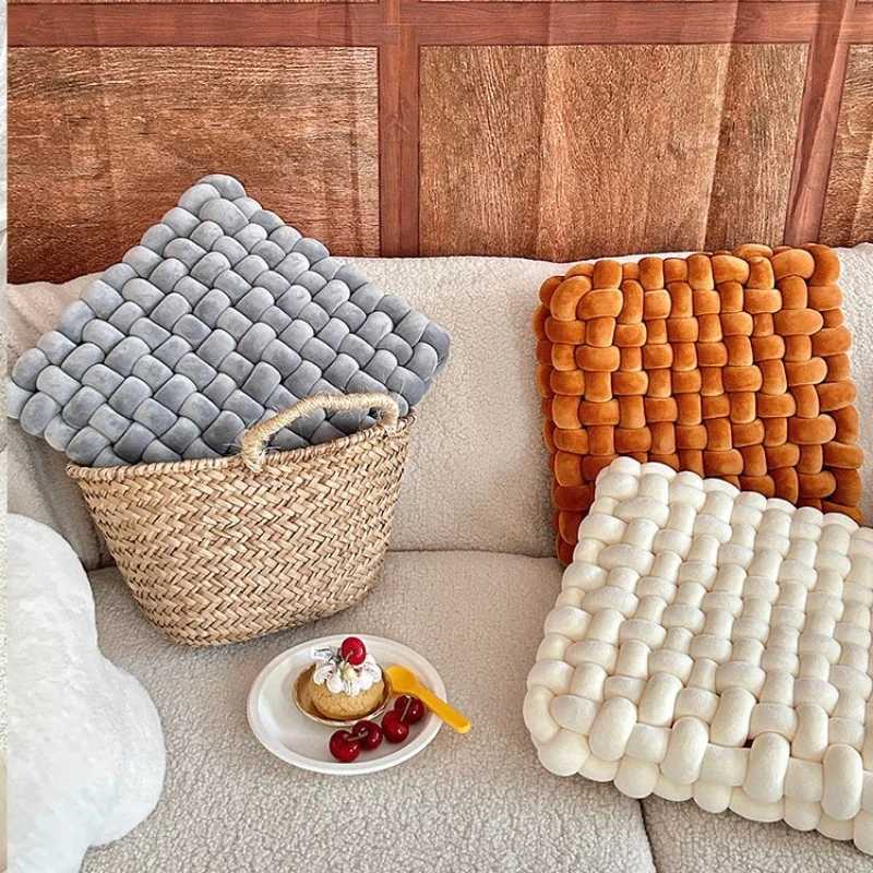 Aesthetic Knot Plush Cushion Nordic Sleeping Stuffed Pillow Sofa Decorative Pillow Office Chair Windowsill Fllor Weaven Cushion H260323