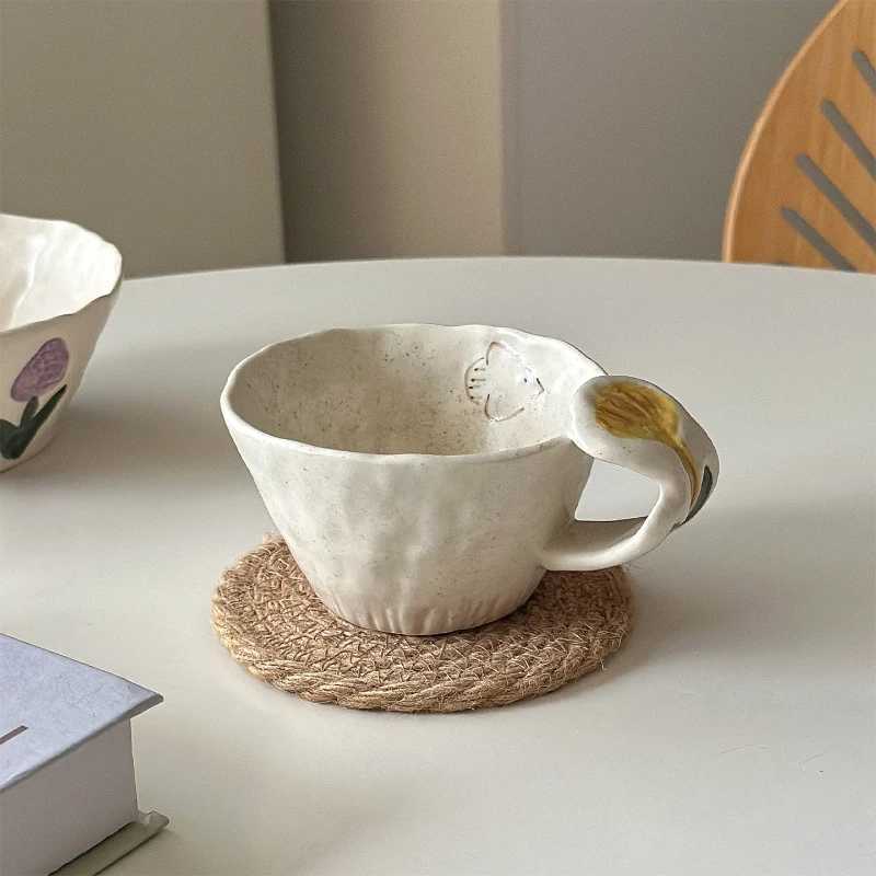 Hand Pinched Ceramic Mug Hand Painted Underglaze Bird Flower Vintage Design for Coffee Latte Milk High Aesthetic Gift H260323