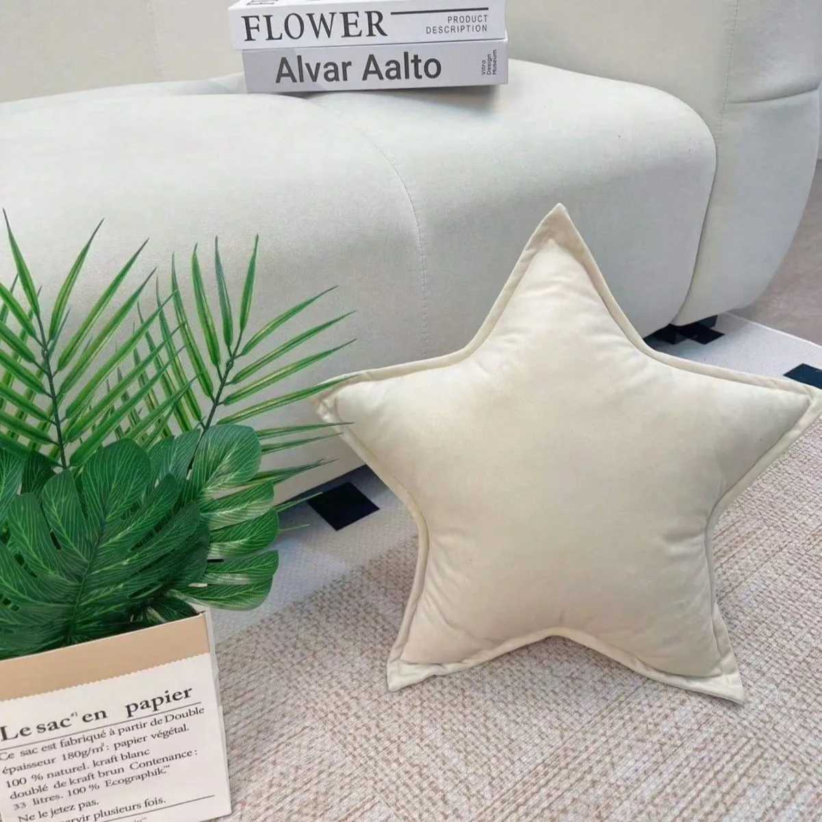Cute Star-Print Throw Pillow 35 cm Nordic Minimalist Decor Cushion for Sofa Bedroom Nap Time Soft Plush Fill Removable H260323
