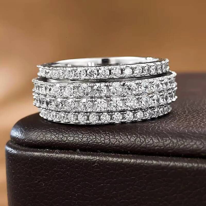 Queensun 1-2 Ct VVS DE IGI18K Gold Lab Grown Ring 14K Round Brilliant Cut Hip Hop Style for Wedding Romantic Engagement Party