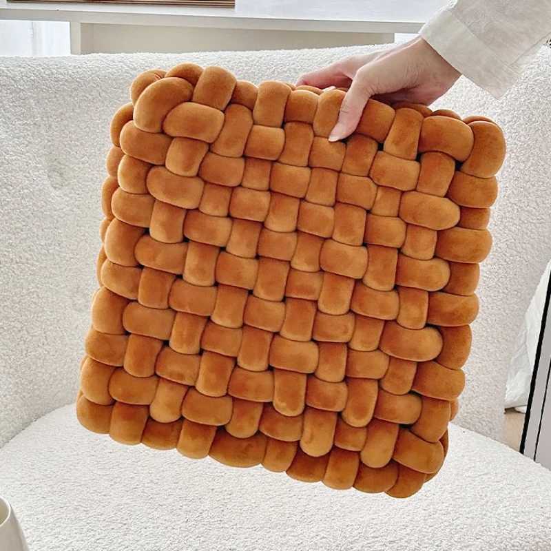 Aesthetic Knot Plush Cushion Nordic Sleeping Stuffed Pillow Sofa Decorative Pillow Office Chair Windowsill Fllor Weaven Cushion H260323