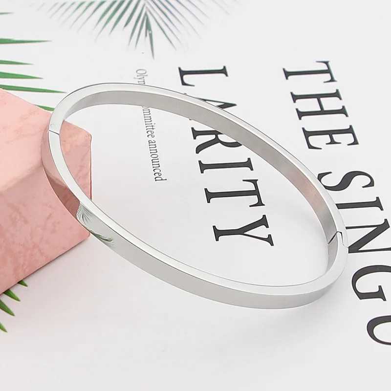 Hot Fashion Stainless Steel Jewelry Oval Bangle for Woman Child Charm Party Wedding Brand Gift H260323 - view 3