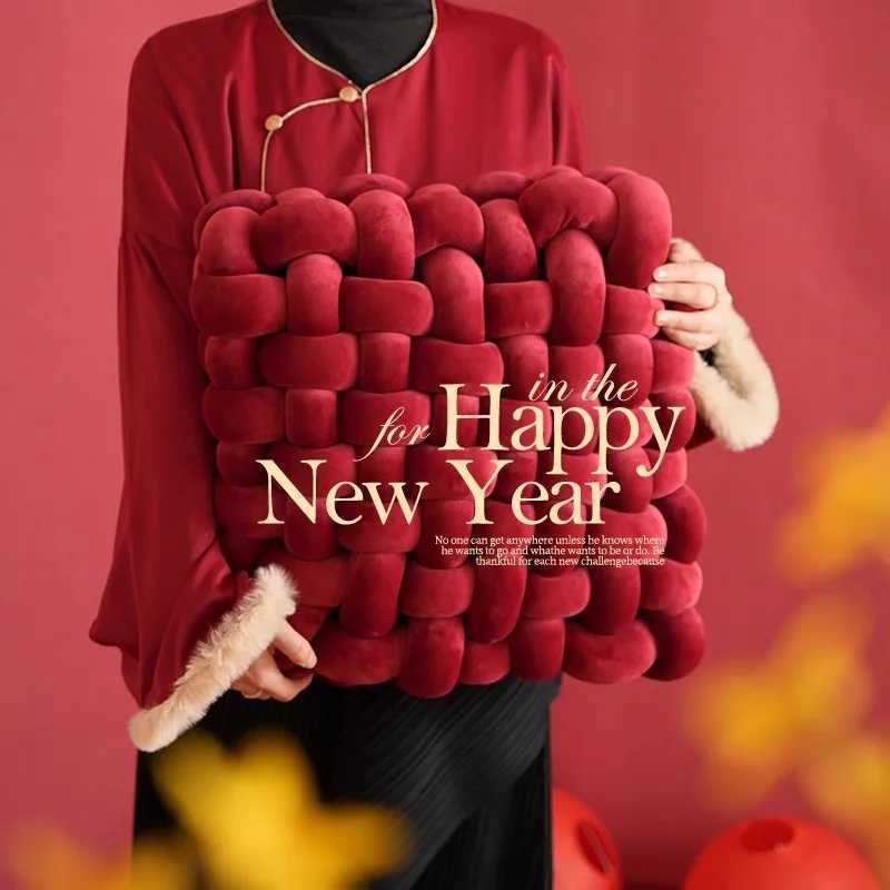 Knot Plush Cushion Nordic Aesthetic Decorative Throw Pillow Office Sleeping Floor Windowsill Back Cushion Decor New Year Gift H260323