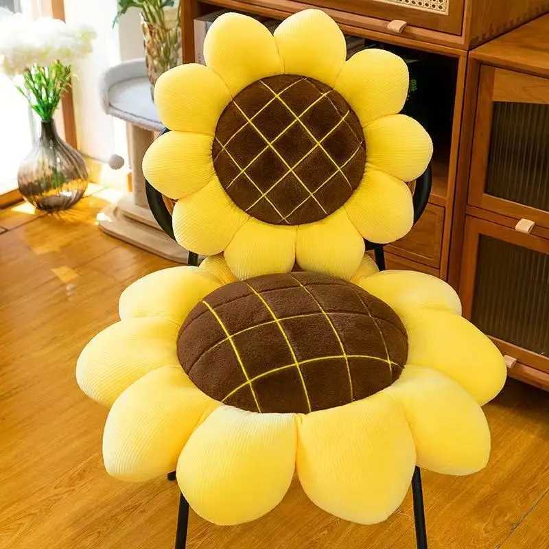 Sunflower Throw PillowFlower Shaped Pillows Floor Pillow Seating CushionSeating CushionCute Room Decor Plush Pillow for Bed H260323