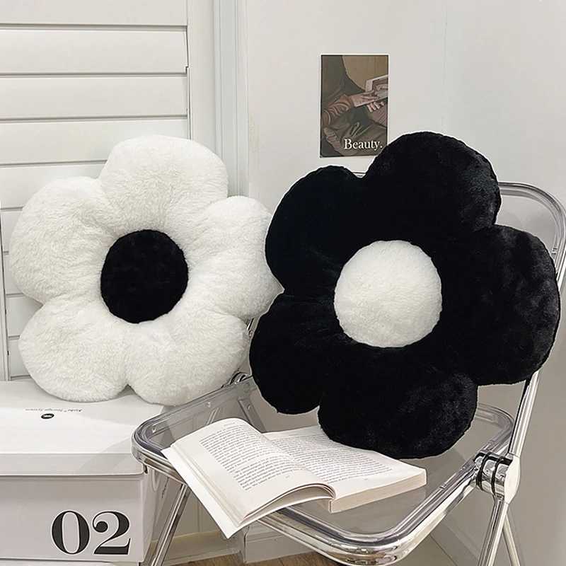 Flower Cushion White Black Flower Pillow Large Sofa Cushions Decorative Cushion Office Chair Sofa Pillow Home Decor H260323